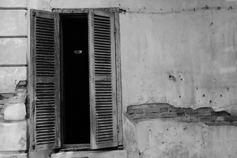 In einem alten Café